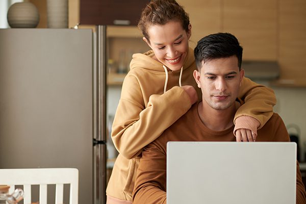 Fort McMurray Mortgage Broker Helping young couple
